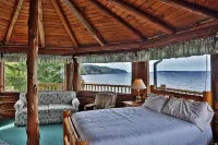Log Castle - On the Beach, Expansive Sound/Mountain View - Bergblick