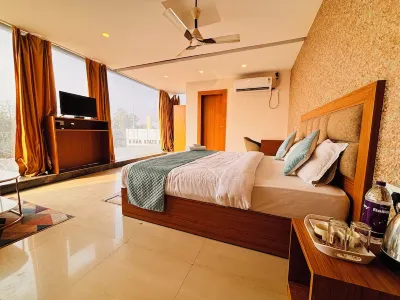 Aqoss Hotel