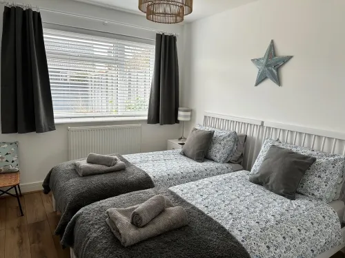 Blue Boat Cottage, Sutton on Sea - Beautiful, Dog Friendly, Cosy Cottage