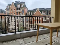 Emeishan Yuhu Landlord Xiao Zhang Apartment (Ehong Road)