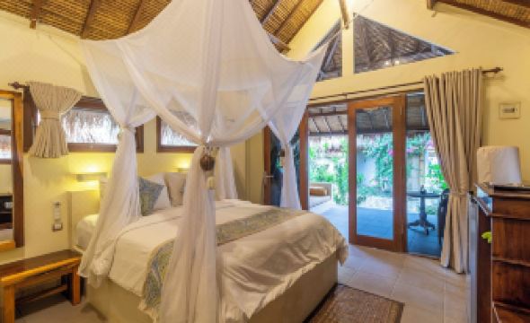 2. 스캘리왁스 비치..