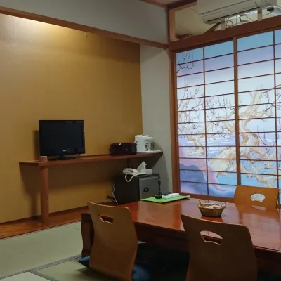 悠久の宿 滝美館 臥雲山 永源寺 (もみじ寺)周辺のホテル