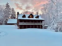 Carrabassett River Retreat Hotéis em Kingfield