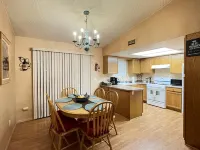 Cottonwood Foothills Getaway