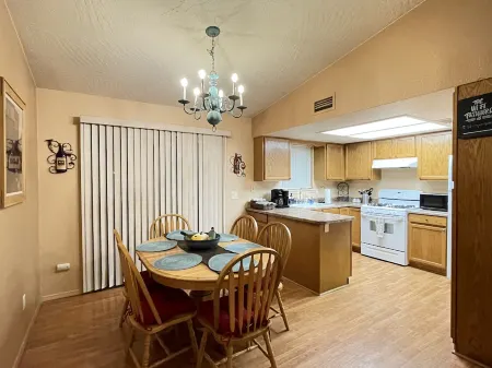 Cottonwood Foothills Getaway