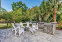 Luxurious 6-bedroom estate with pool, on over 6 fenced in acres