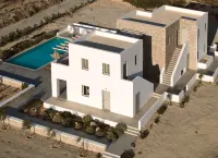 Kedros Milos Suites