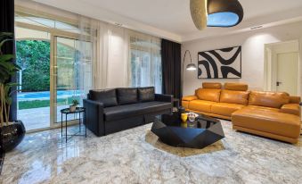 Host Prime - Paradise Villa with Pool at Rehab City