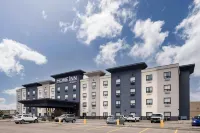 Home Inn & Suites Regina Airport
