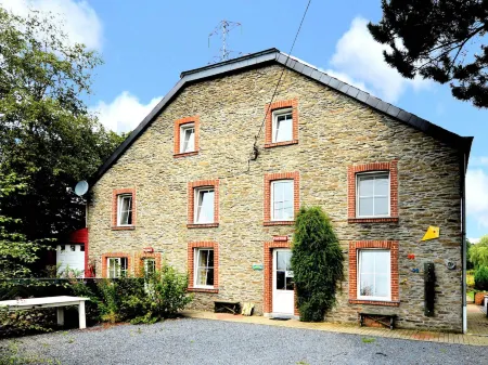 Holiday Home in la Roche en Ardennes Отели в г. Ла Рош-ан-Арден