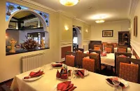 Hotel Bucegi Hotels in Tesila