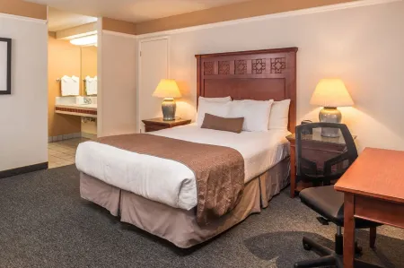 Laurel Inn & Conference Center