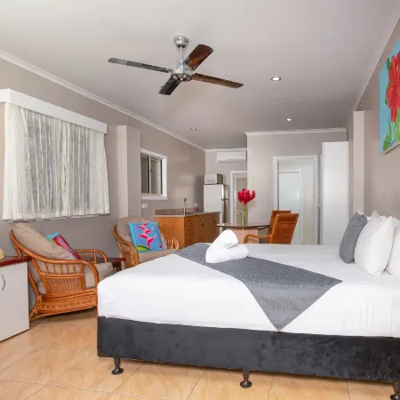 Moana Sands Villas & Apartments