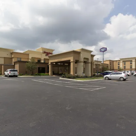 Hampton Inn Columbus-South