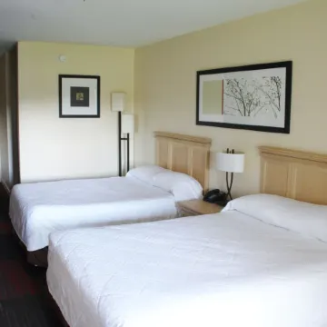 Crystal Cove Riverfront Resort