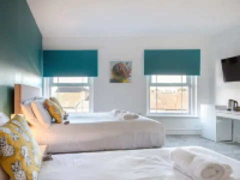 Royal Ashton Townhouse - Taunton Hotels in Taunton
