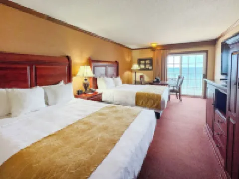 Comfort Inn Lakeside Hotels in Mackinaw Township
