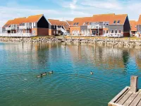 4 Person Holiday Home in Borre Hotels in der Nähe von Møns Klint