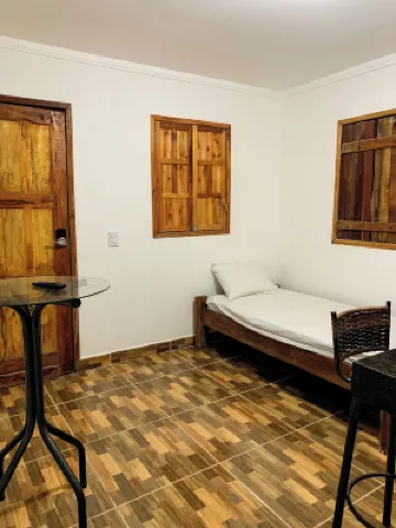 Charmoso Chalé Surf Com A/C a 5 Min da Praia