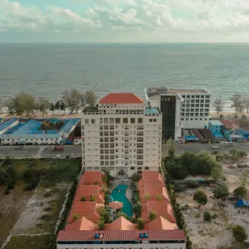 Sea Breeze Hotel & Villa Отели рядом с достопримечательностью «Пляж Очутель»