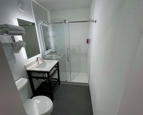 The Midtowner Hotel, SureStay Collection by Best Western الغرف Photos