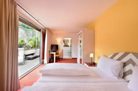 Hotel Neutor Express Отели рядом с достопримечательностью «Marionette Museum»