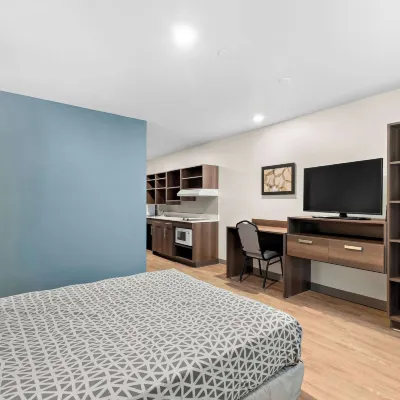 WoodSpring Suites Indio - Coachella Valley Hotels near Bermuda Dunes Airport - UDD
