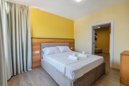 ApartHotel Eda Отели рядом с достопримечательностью «Beach of Durrës»