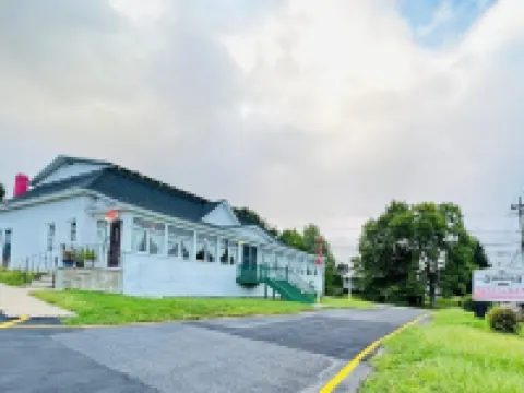 Stiles Motel โรงแรมในCarleton County