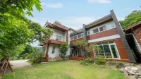 Gapyeong Areuno Pet Pension Hotels near Edelweiss Swiss Theme Park