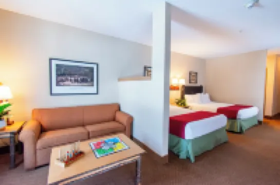 Six Flags Great Escape Lodge & Indoor Waterpark Hotels in Queensbury