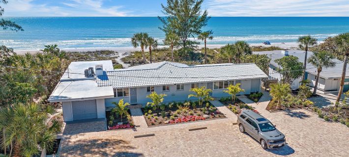 Las Hermanas 2 Hotels in Longboat Key