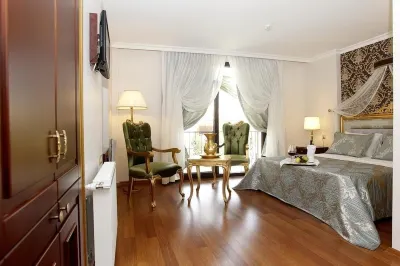 Saint John Hotel Hôtels à : Isa Bey Mahallesi