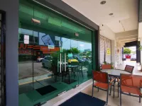Clover Hotel Port Dickson Các khách sạn gần Bãi biển Port Dickson