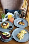 Historic Rocky Waters Inn, A Small Luxury Hotel - breakfast