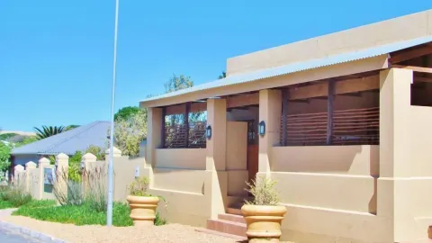 Tourist Lodge Gansbaai in Gansbaai