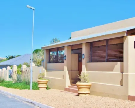 Tourist Lodge Gansbaai Hotels in Gansbaai