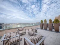 내셔널 앳 펜타곤 시티