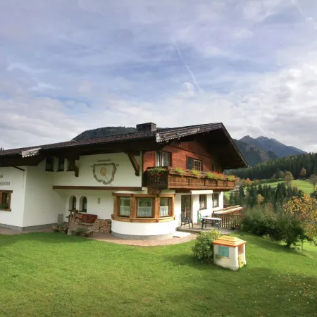 Schladming Spacious Base with Sauna