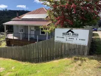 Derby Digs Cottage Hotels in Derby