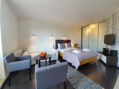 Europa Apartament - 365Pam