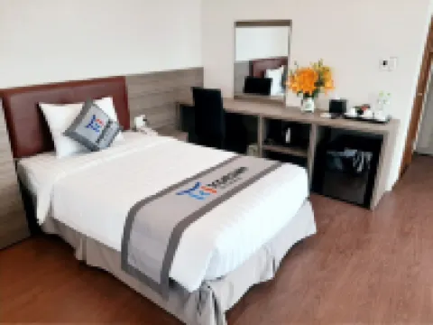 Korinn Pho Yen Hotel II Hoteles en Phổ Yên