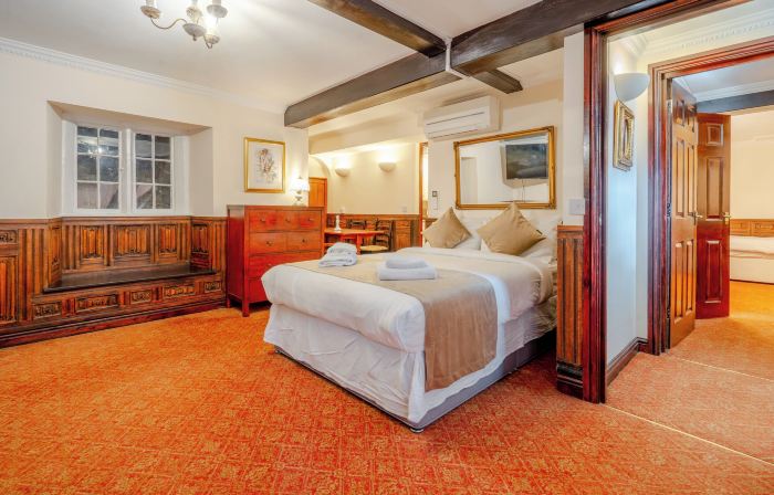 The Crown Hotel