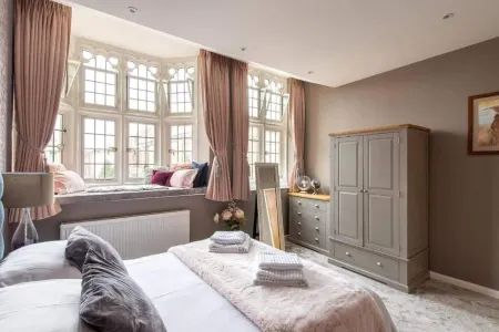 The Best Apartment in Canterbury Отели рядом с достопримечательностью «Университет Кент»