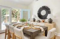 سوير باي أفانتستاي ستنينج أيل أوف بالمز هوم بي/ بول!