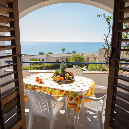 Sea Front Apartment 5 Beds with Balcony 250 Meters from the Beach
