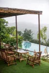 EPHESUS  RETREAT - Pools