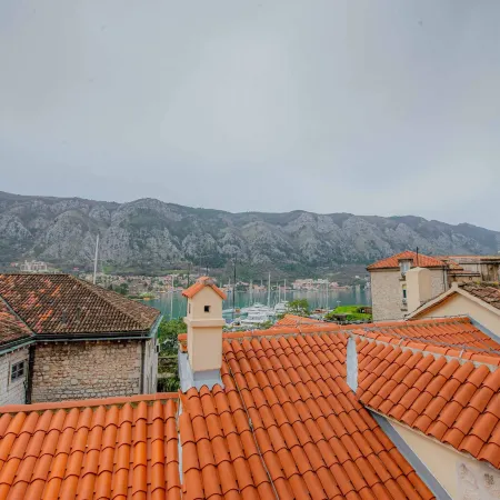 Antika Guesthouse