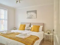 Curb Properties - Gorgeous 3 Bedroom House Close to Town Centre