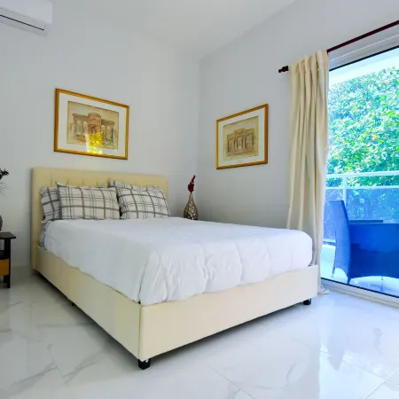Rosil Place Aparthotel by the Beach